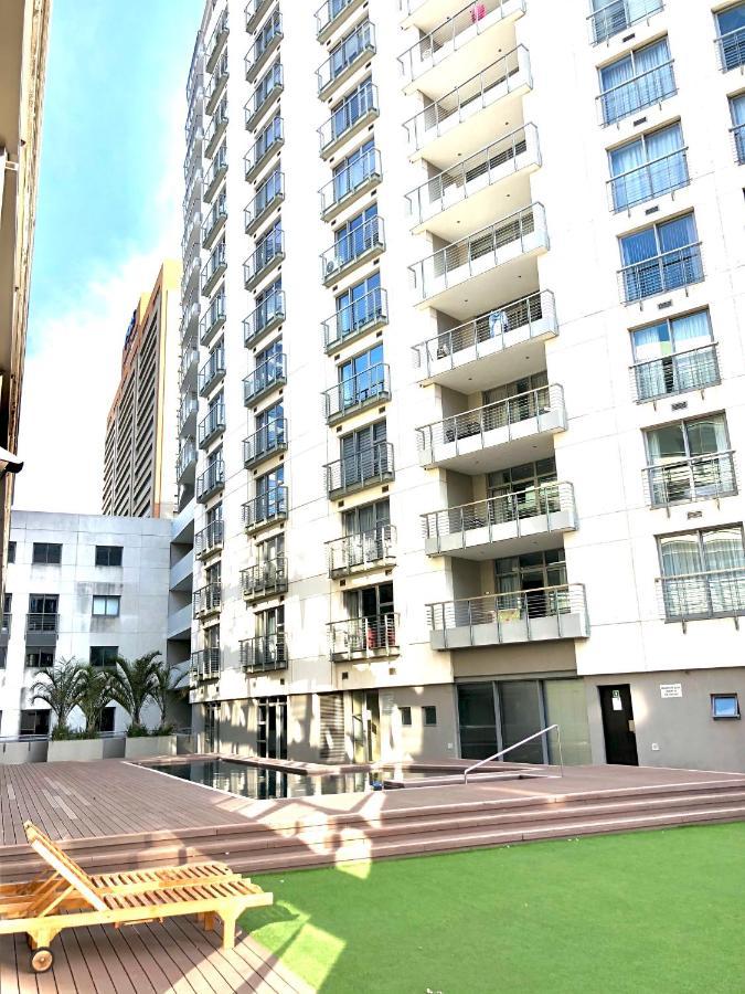 Icon Self Catering Apartment In Cape Town Near Waterfront And Cticc Exterior photo
